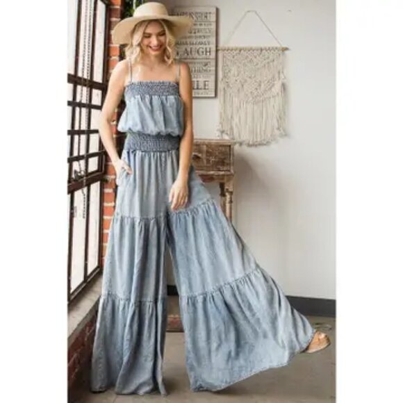 042 The Oli & Hali Washed Smocked Ruffled Wide Leg Jumpsuit Size Small - Picture 4 of 10
